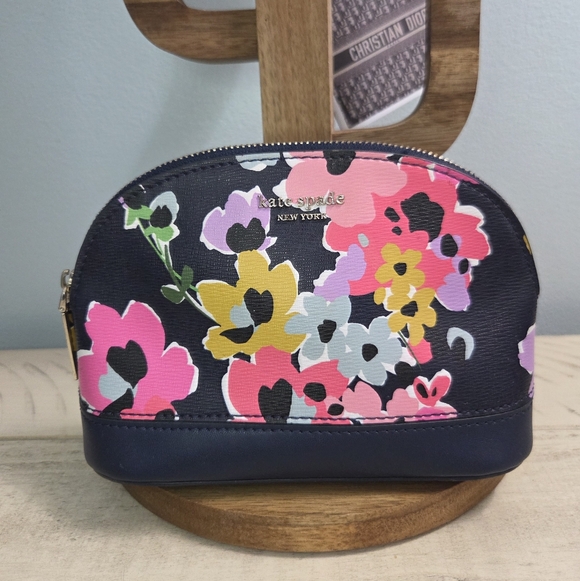 kate spade Handbags - Kate Spade New York Sylvia Wildflower Bouquet Medium Dome Cosmetic Bag, NAVY EUC